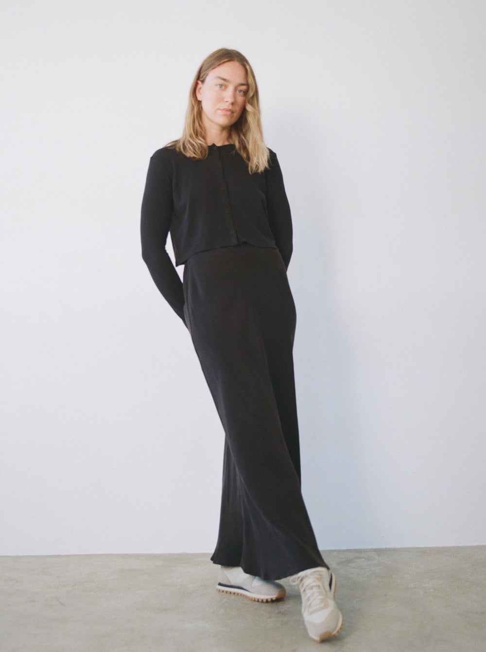 Harper Cupro Maxi Skirt in 90's Grey