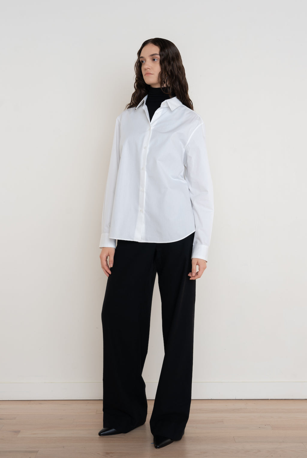The Verb Shirt in White