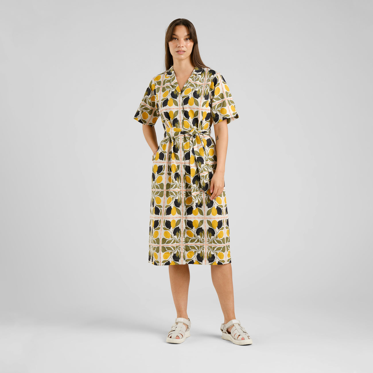 Oreffors Organic Cotton Tied Shirtdress in Lemon Tiles