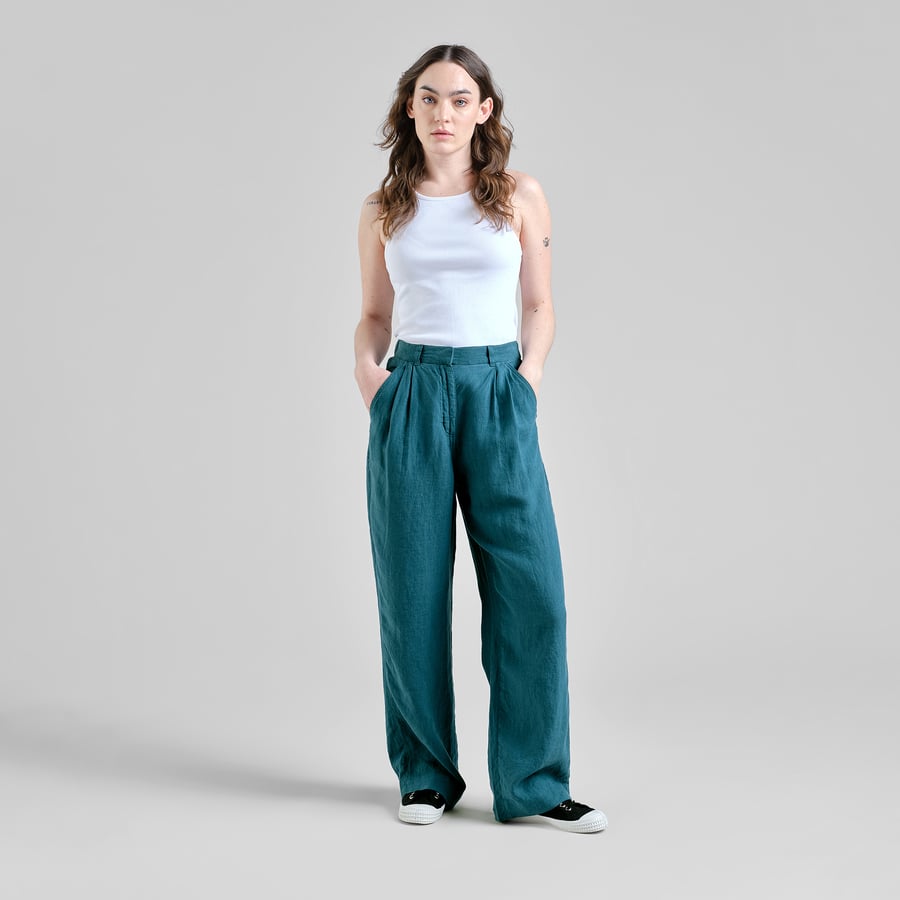 Vickleby Linen Pants in Mediterranea Green