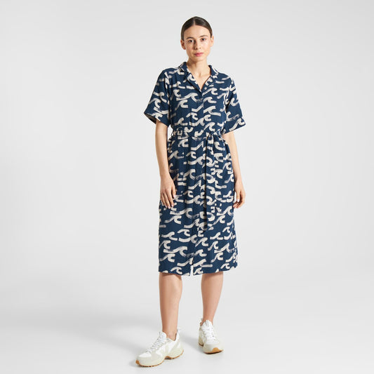 Oreffors Organic Cotton Tied Shirtdress in Brushed Waves