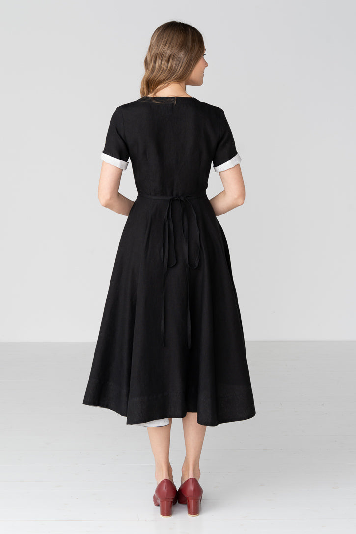 Linen V-Neck Wrap Midi Dress in Green