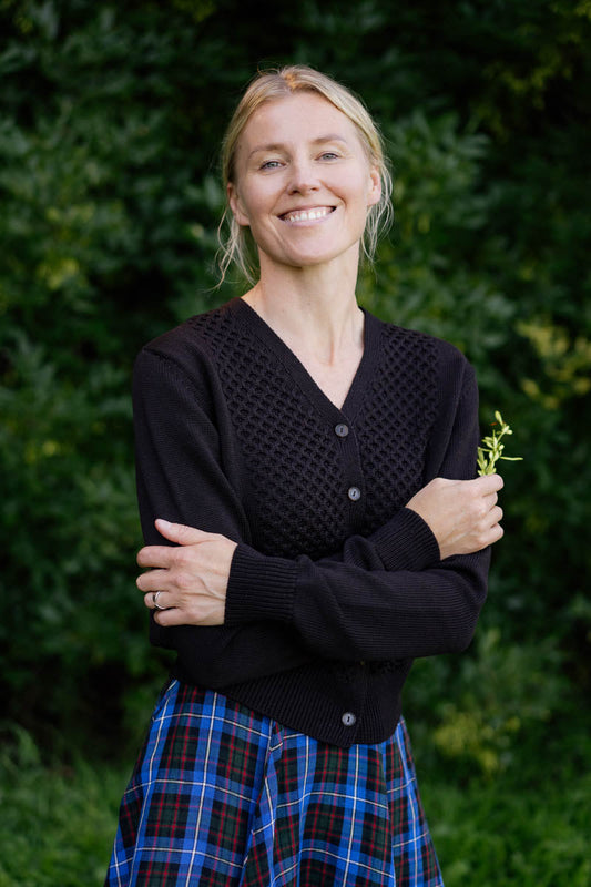Elaine – Merino Wool Cardigan in Espresso Brown
