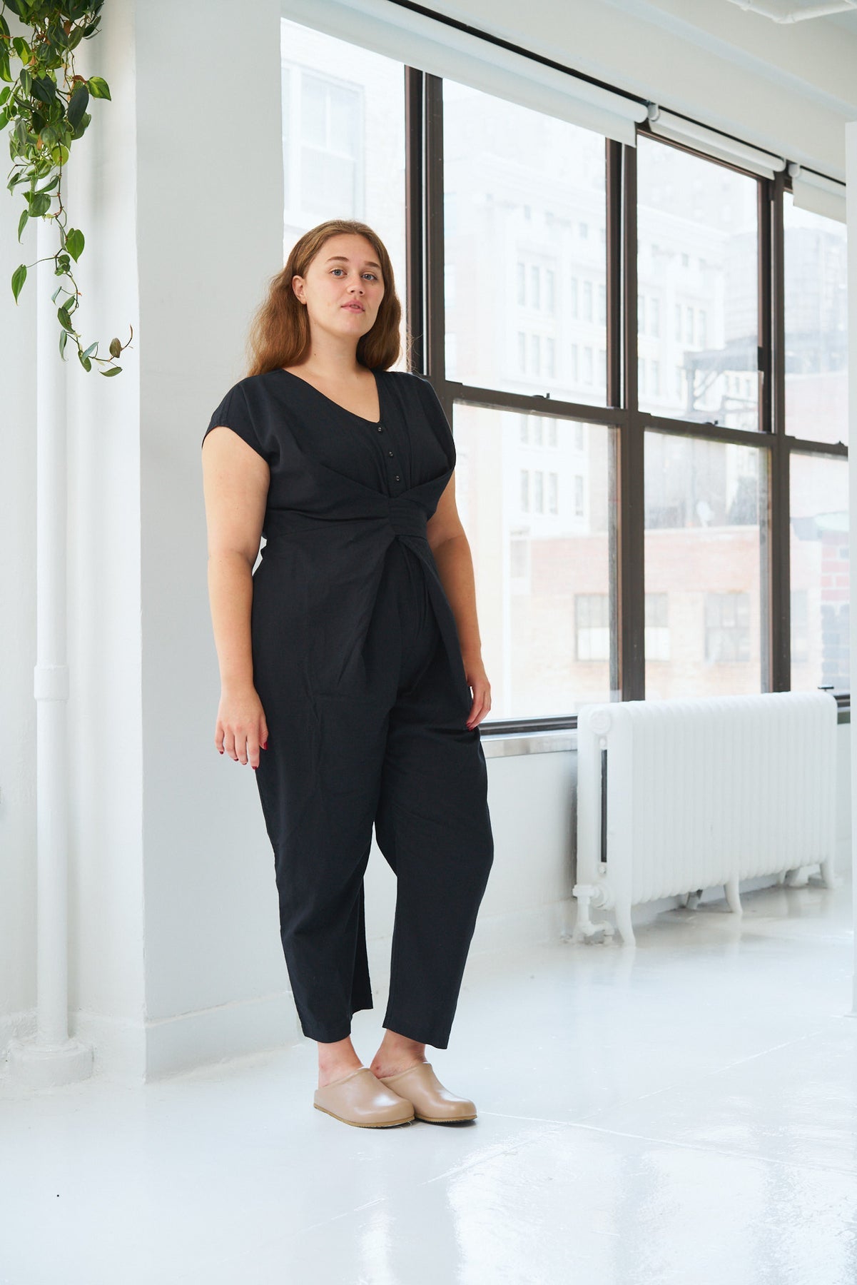Venus Wrapped Jumpsuit in Cotton and Linen- Black
