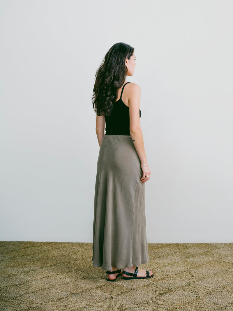 Harper Cupro Maxi Skirt in 90's Grey