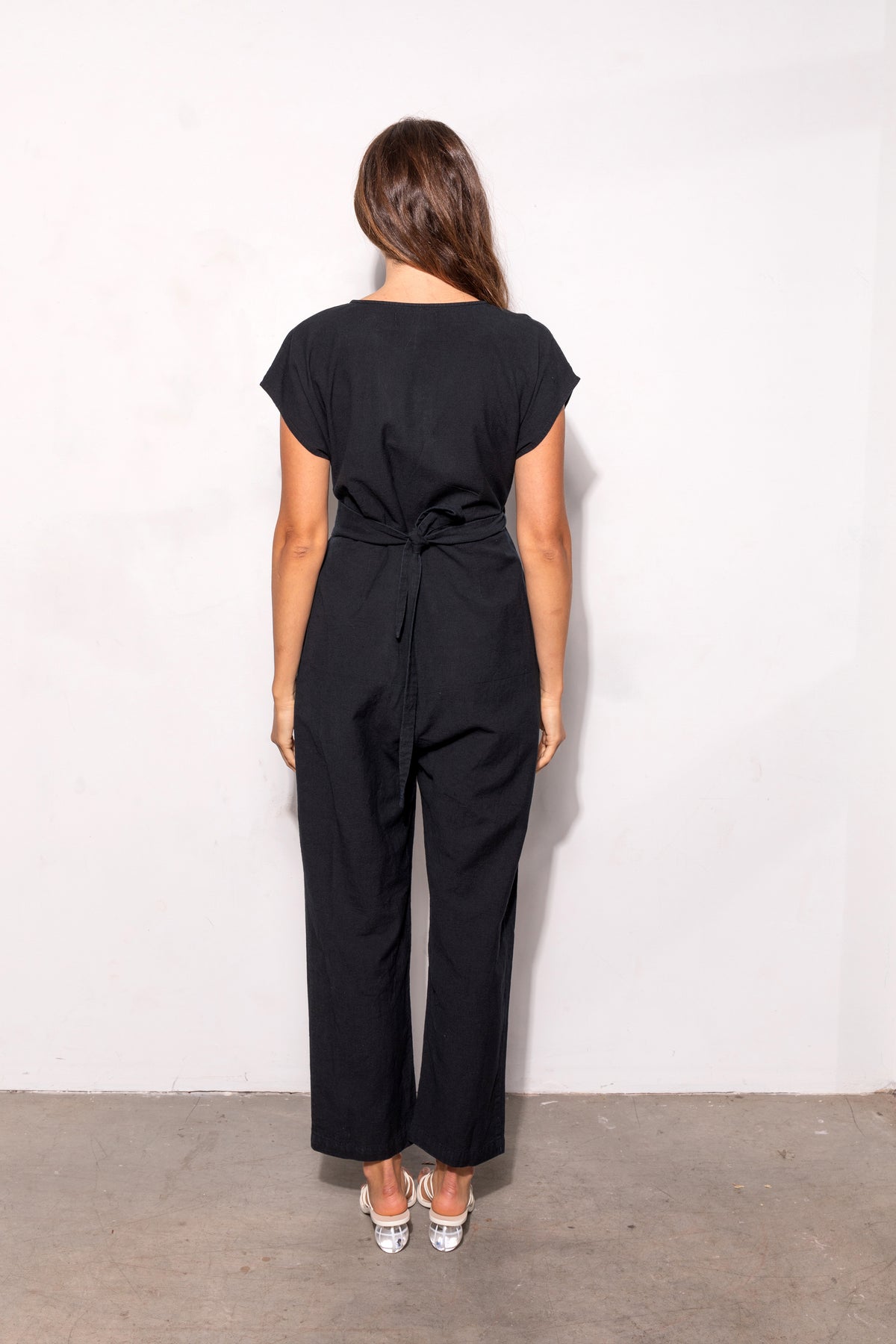Venus Wrapped Jumpsuit in Cotton and Linen- Black