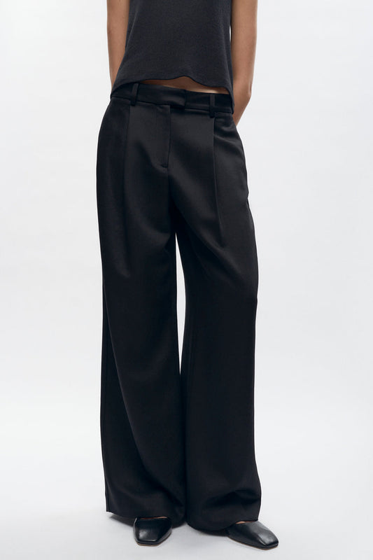Amun Trouser in Black