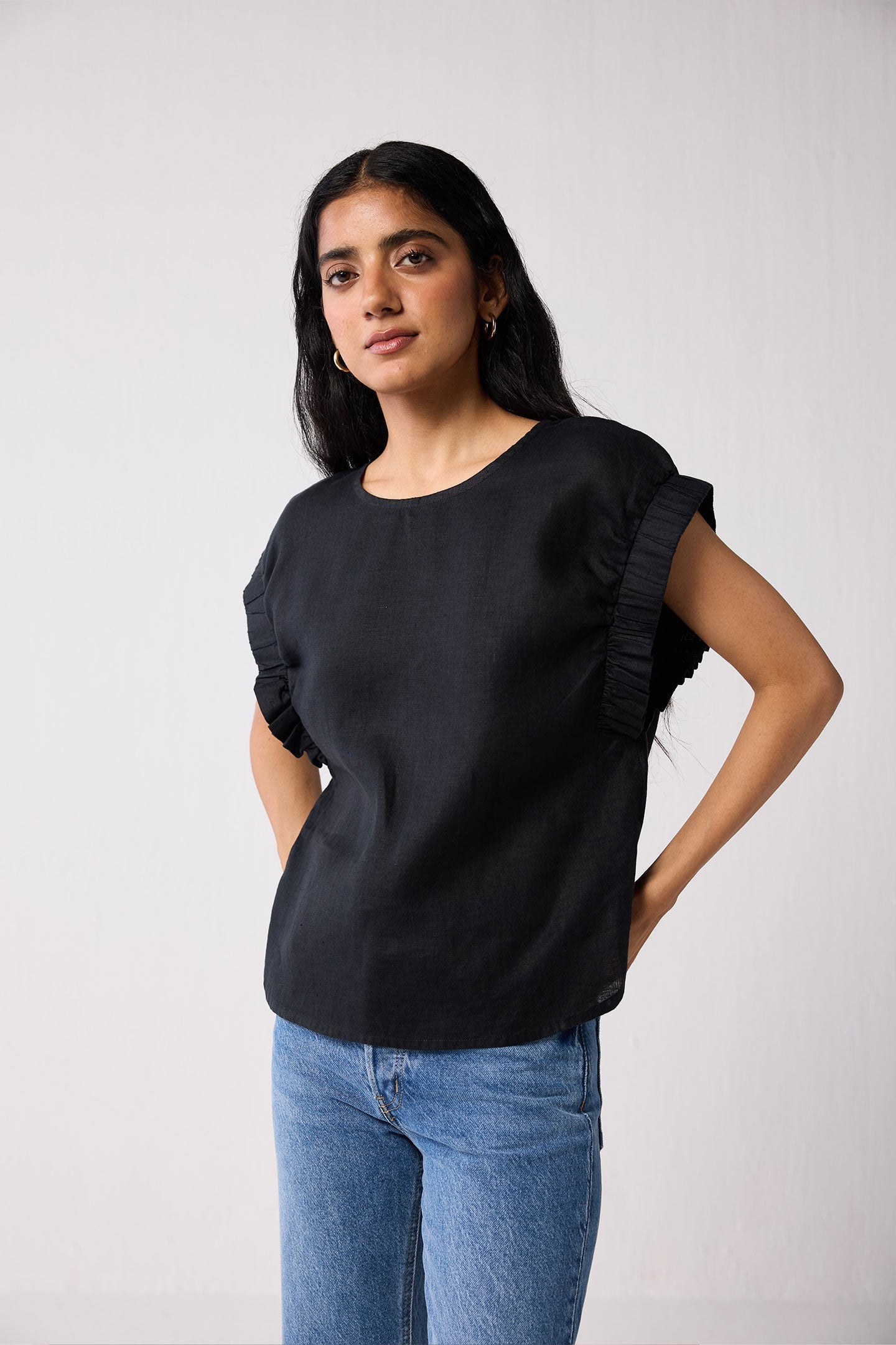 Hemp Top with Gathered Sleeve detail in Black
